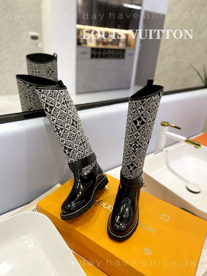 Premium  LUV BOOTS 027