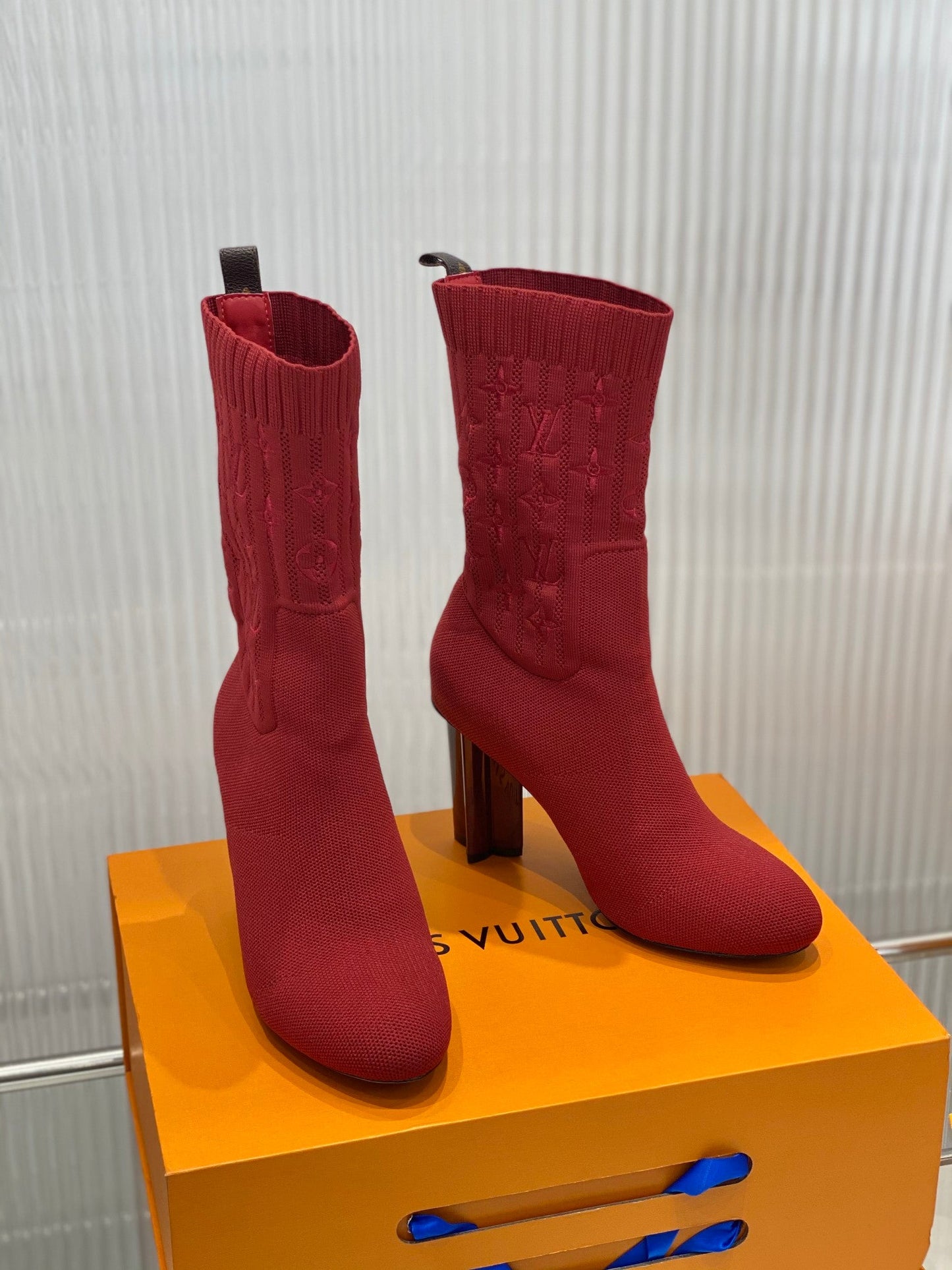 Premium  LUV BOOTS 050