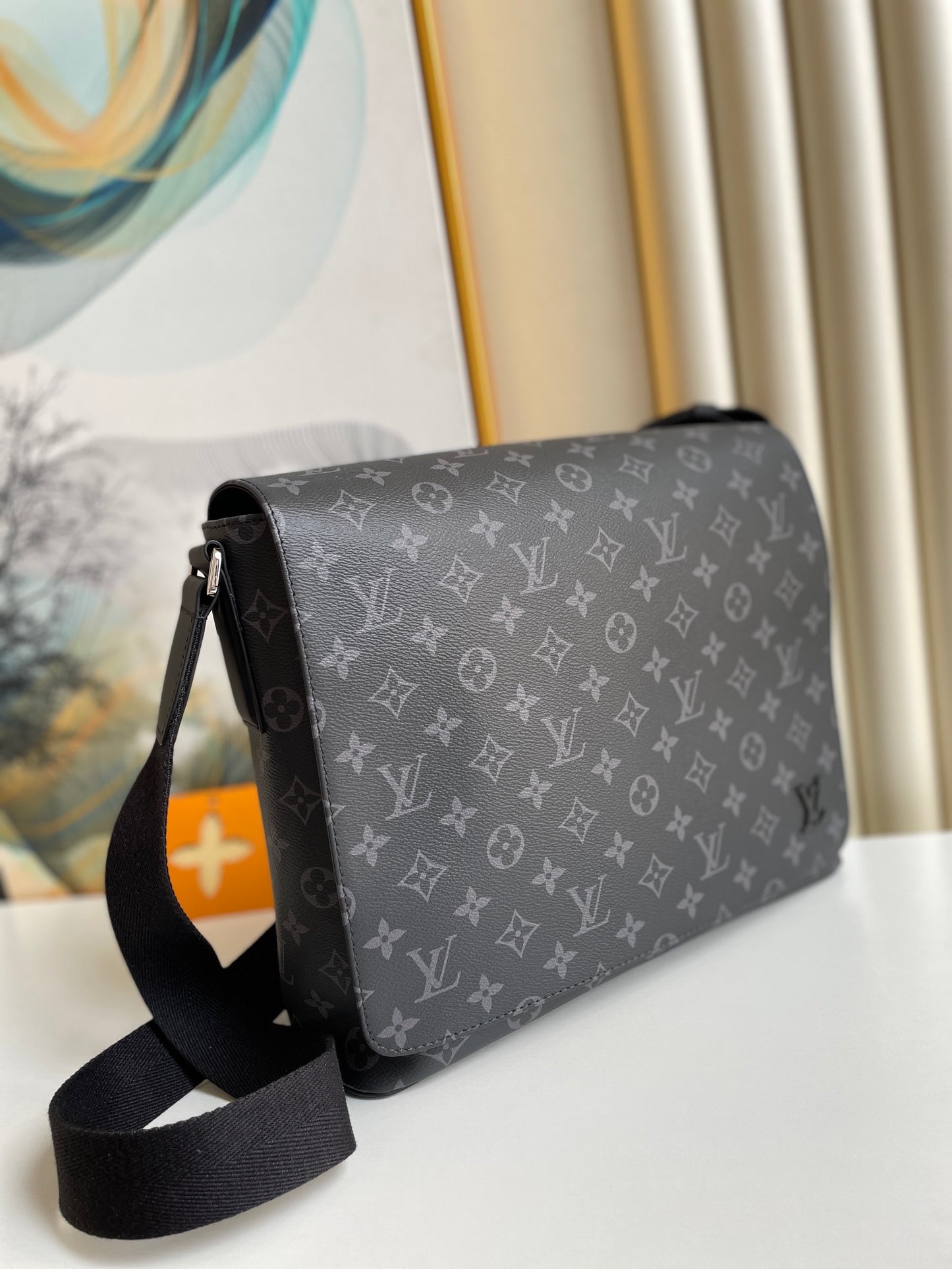 LV District MM Monogram Eclipse Canvas For Men, Bags, Shoulder And Crossbody Bags 12.2in/31cm LV M44001