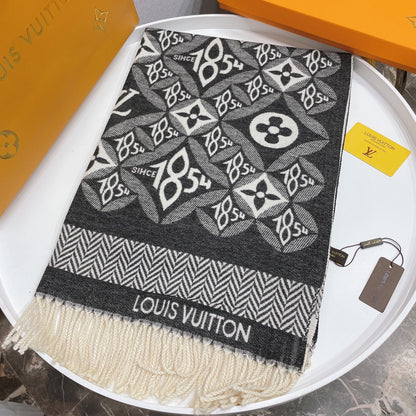 EN - Luxury LUV  Scarf 003