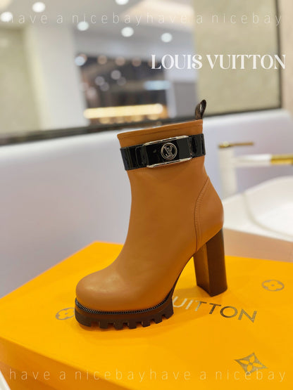 Premium  LUV BOOTS 035