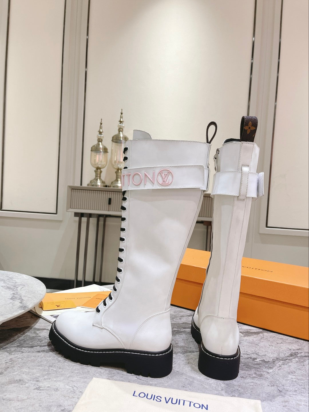 Premium  LUV BOOTS 041