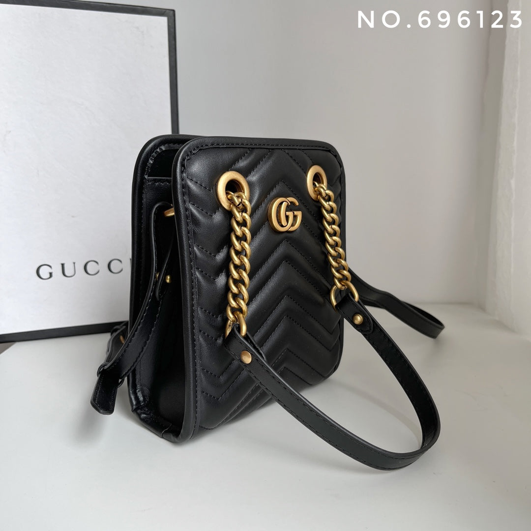 EN - New Bag GCI 497