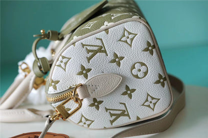 LV Speedy Bandouliere 20 PM Monogram Empreinte Khaki Green / Beige / CreamFor Women,  Shoulder And Crossbody Bags 20.5cm/8.1in LV M46118