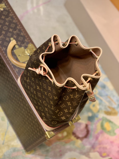 LV Noé Bucket Bag Monogram Canvas For Women,  Shoulder Bags 13.4in/36cm LV M42224