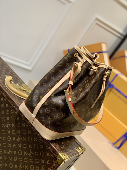 LV Noé Bucket Bag Monogram Canvas For Women,  Shoulder Bags 13.4in/36cm LV M42224