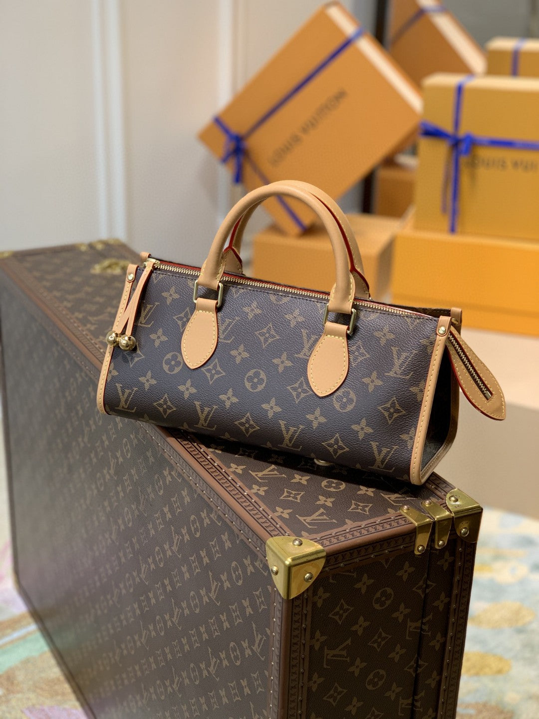 LV Popincourt Monogram Canvas For Women, Women’s Handbags 11.8in/30cm LV M40009