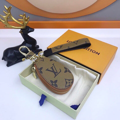 EN - Lux Keychains LUV 025