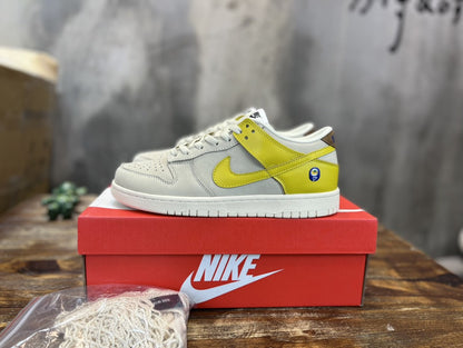 NK Dunk Low LX Banana For Men DR5487-100