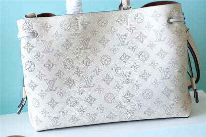 LV Bella Tote Mahina Creme Beige For Women,  Shoulder And Crossbody Bags 12.6in/32cm LV M59203