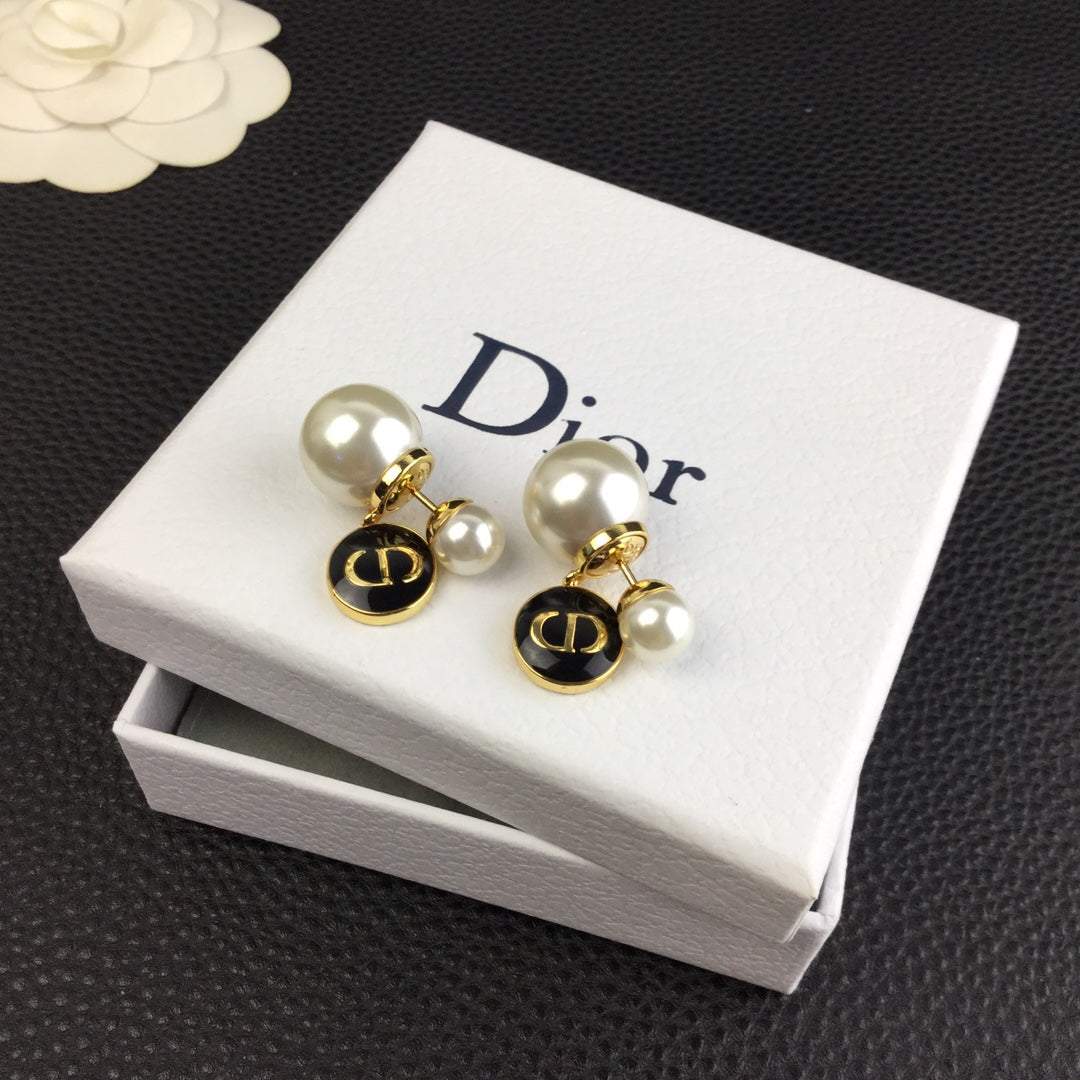 EN - Lux Earring Dir 007