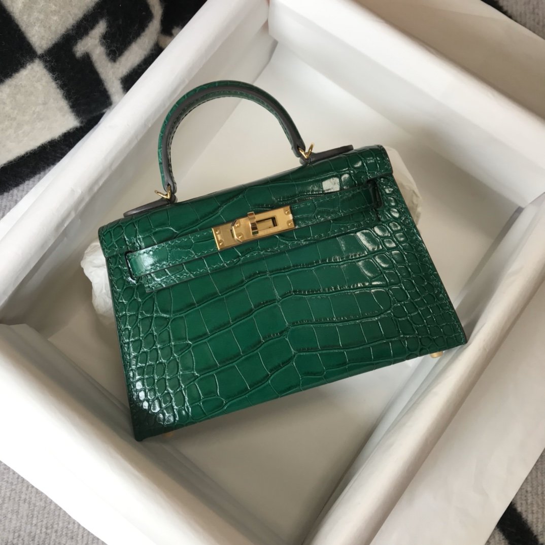 HM Mini Kelly 19 Embossed Patent Emerald Color Bag With Gold-Toned Harware For Women, Handbags, Shoulder Bags 7.5in/19cm