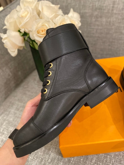 Premium  LUV BOOTS 052