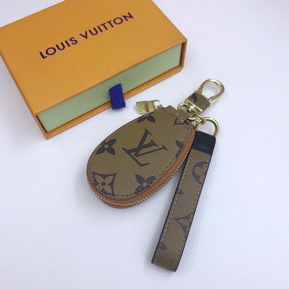 EN - Lux Keychains LUV 025