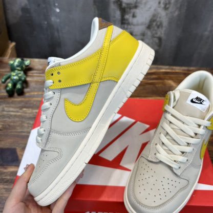 NK Dunk Low LX Banana For Men DR5487-100