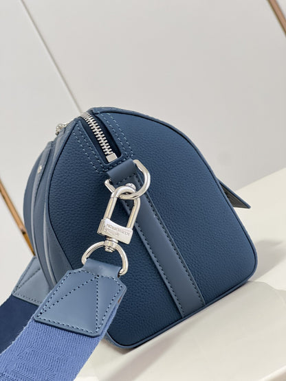 LV City Keepall Aerogram Blue For Men, Bags, Shoulder And Crossbody Bags 10.6in/27cm LV