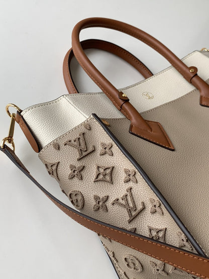 LV On My Side MM Tote Bag Monogram Tufting On Nappa Softy For Women,  Shoulder Bags 12in/31cm Galet Grey LV M53825