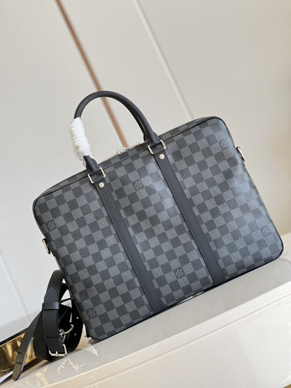 LV Porte Documents Voyage PM Damier Graphite Canvas For Men, Bags, Shoulder And Crossbody Bags 13.8in/35cm LV N41478