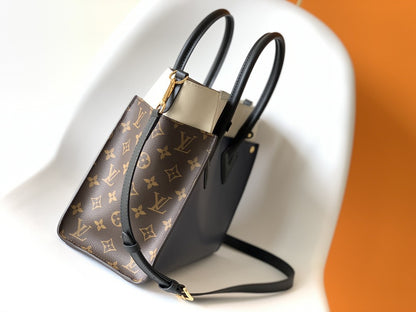 LV On My Side MM Tote Bag Monogram Canvas Navy Blue For Women,  Shoulder Bags 12in/31cm LV M55933