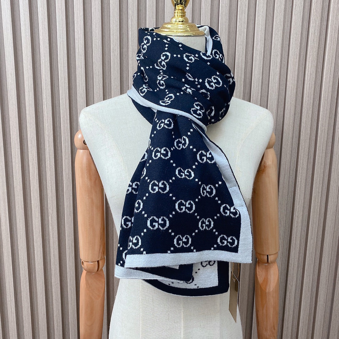 EN - Luxury GCI Scarf 004