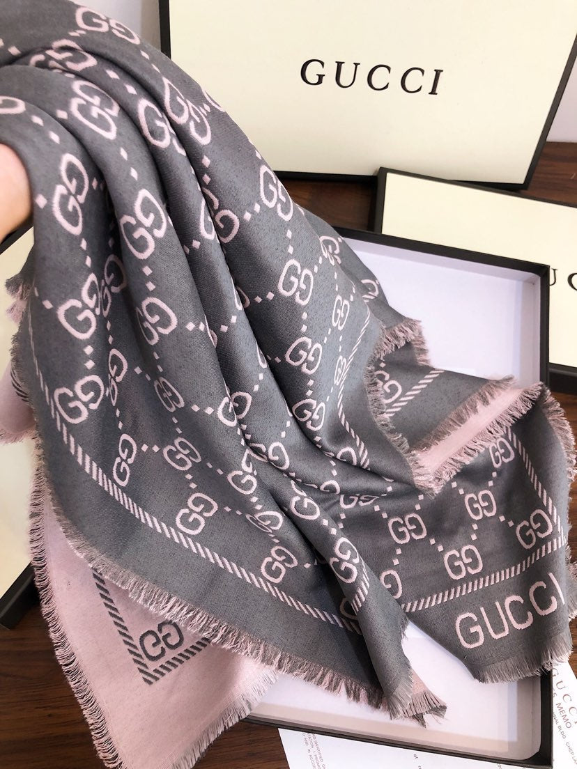 EN - Luxury GCI Scarf 036