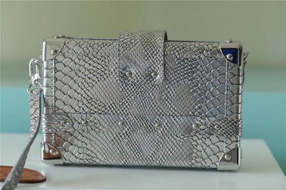 LV Petite Malle High Shiny Alligator Silver For Women,  Shoulder And Crossbody Bags 7.9in/20cm LV 