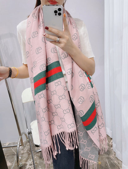 EN - Luxury GCI Scarf 023