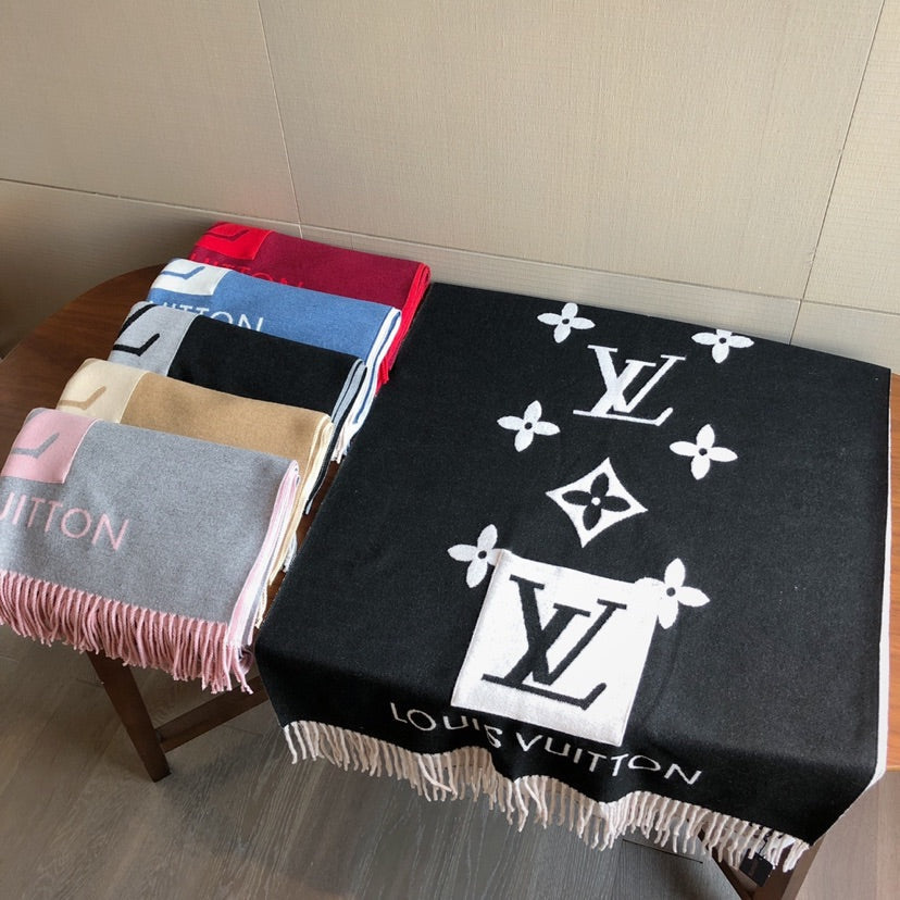 EN - Luxury LUV  Scarf 014