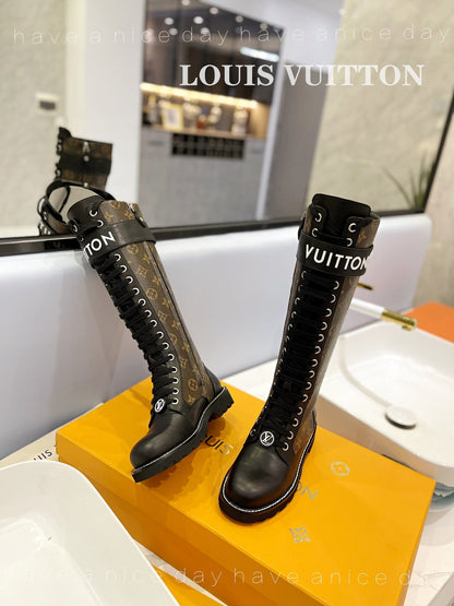 Premium  LUV BOOTS 032