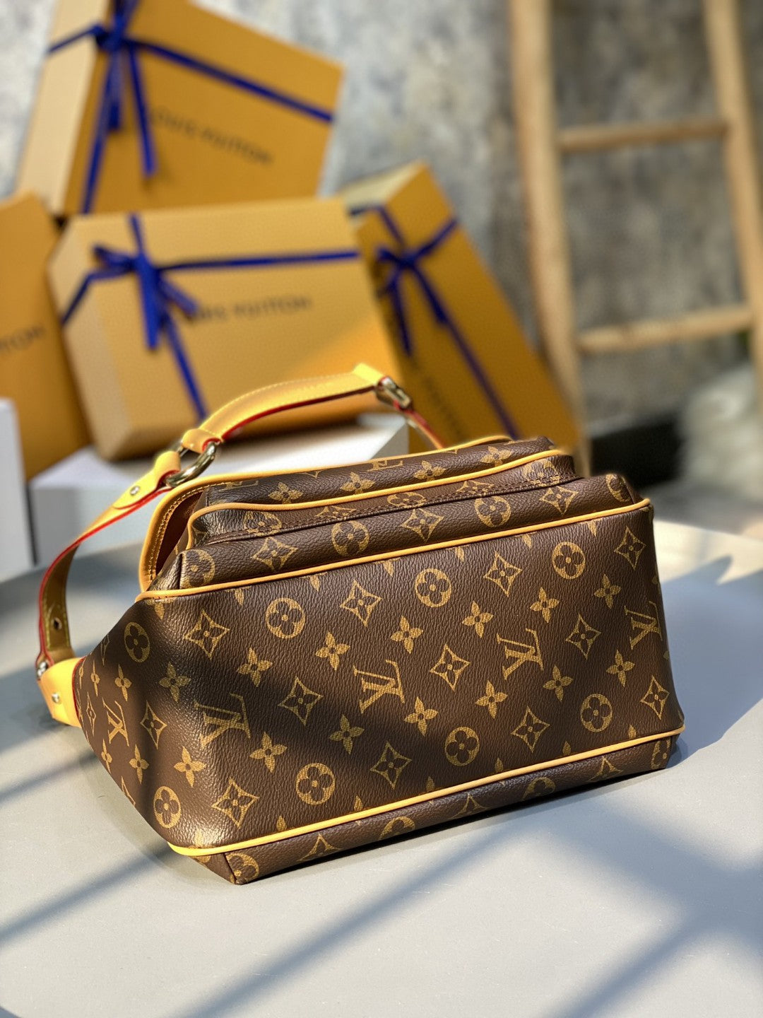 LV Tikal GM Monogram Canvas For Women,  Shoulder Bags 30cm LV M40077