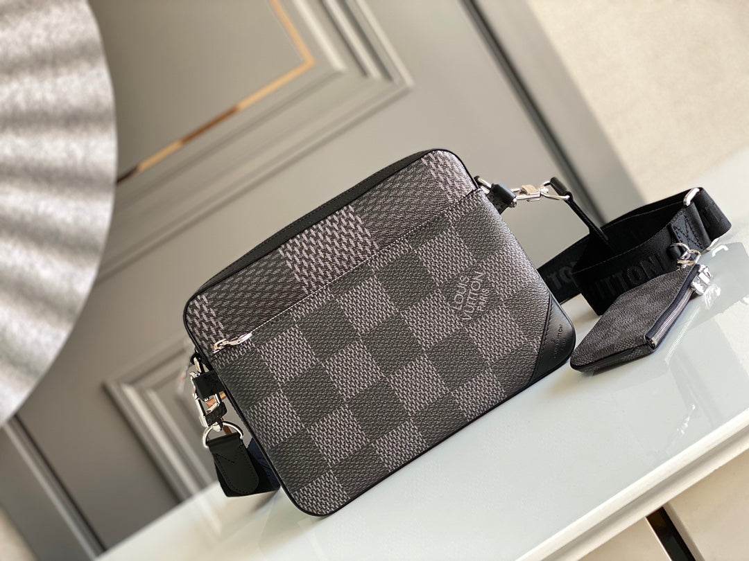 LV Trio Messenger Damier Graphite Black For Men, Bags, Shoulder And Crossbody Bags 9.8in/25cm LV N50017